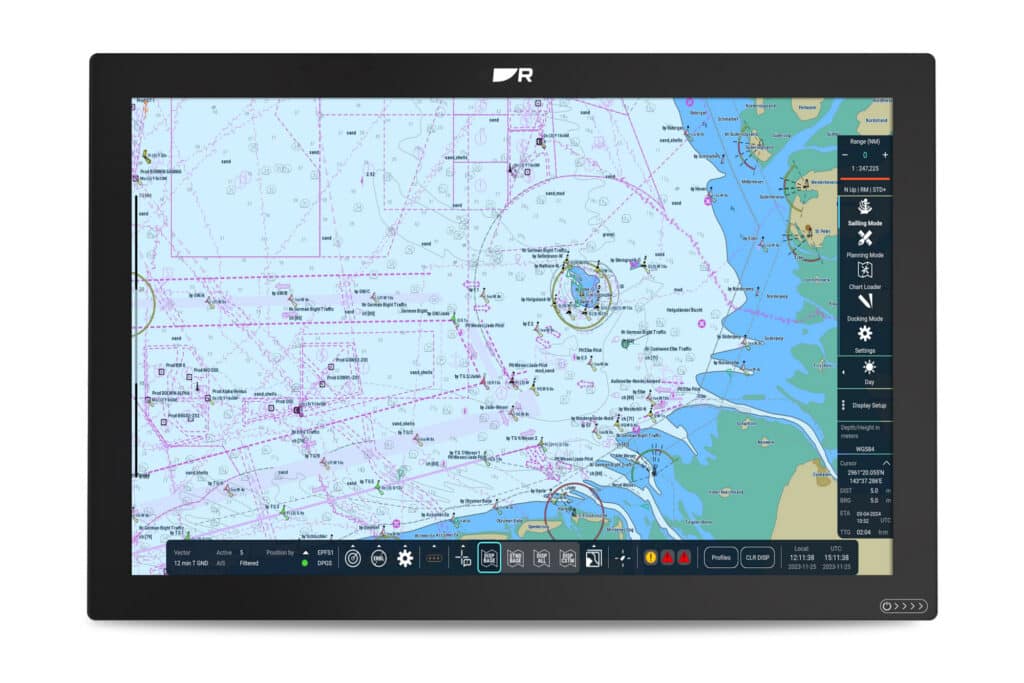 Raymarine Pathfinder ECDIS 24 Brings Commercial-Grade Cartography to Yachts